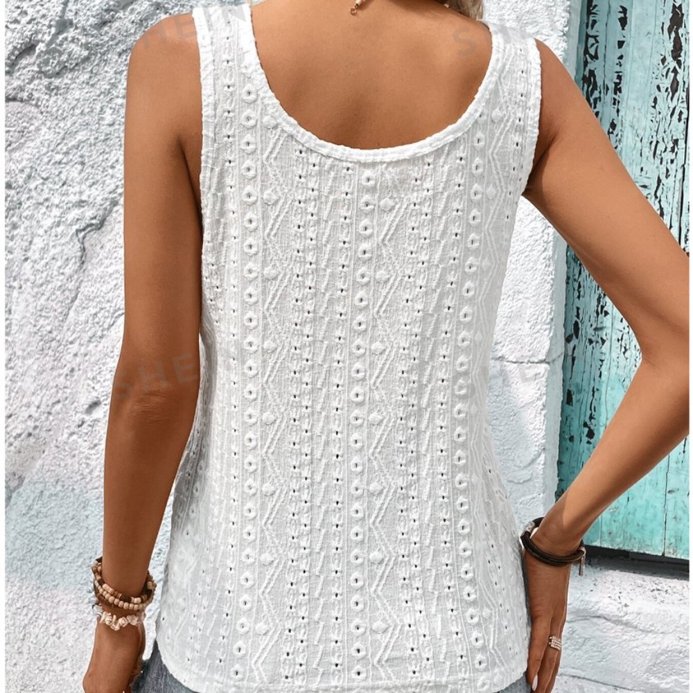 LAST ONE 🔥 White Eyelet Embroidery Tank Top - Picture 6 of 8